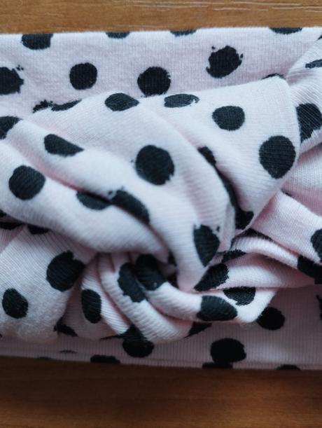 Dievčenská čelenka, 62