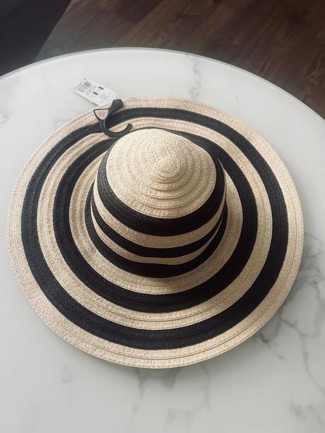 F&f nový klobúk, f&f