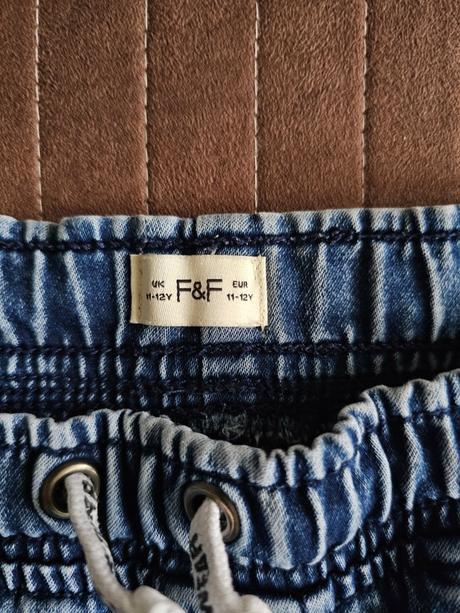 Šortky 11-12 rokov, f&f,152