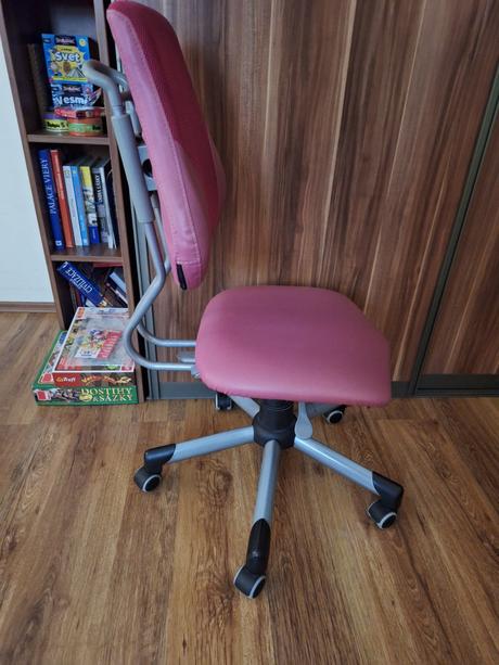 Detska rastová stolička za písací stôl,
