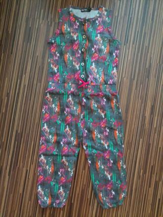 Dievčensky overal novy, dirkje,104