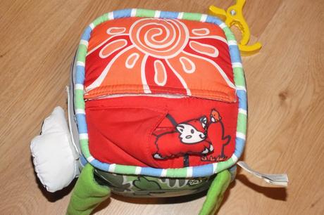 Interaktivne zvukove kocky vyborny stav, 