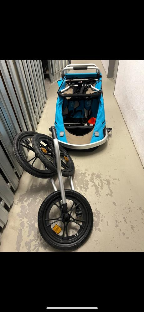 Thule cyklovozik pre dve deti, 