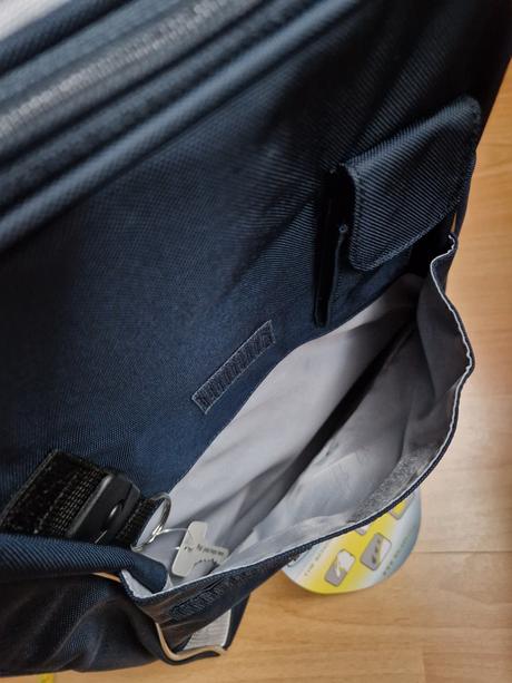 Skolsta taska/batoh walker nenosene,