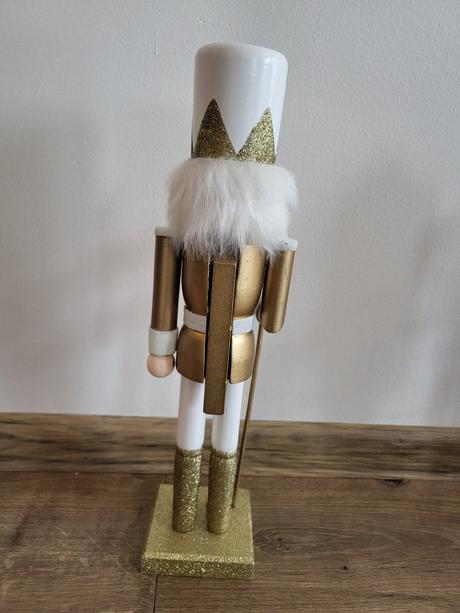 Vianočný luskáčik, 