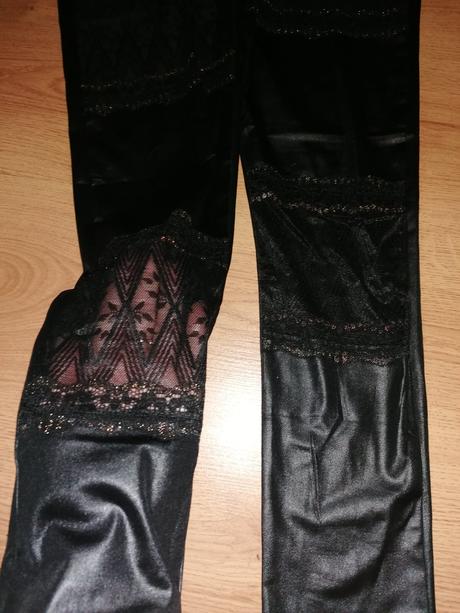 Leginy a sukna v.s, s