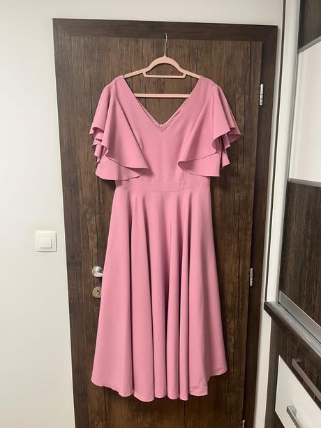 Spoločenské šaty, 44