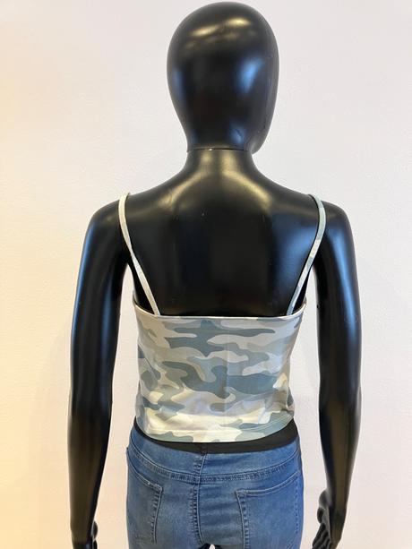 Maskáčové crop top tričko (m), new yorker,m