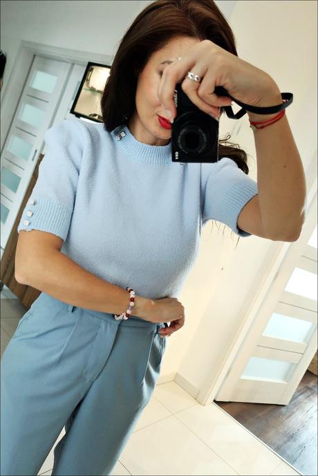 Baby blue mäkkučký svetrík, s