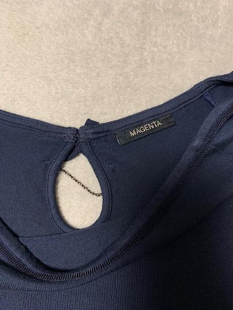 Tenký dlhší asymetrický svetrík zn. magenta, m