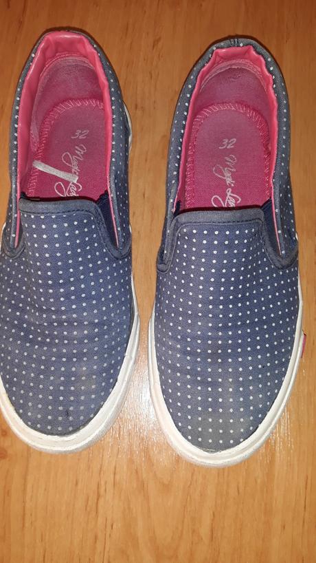 Latkove topanky v.32, 32