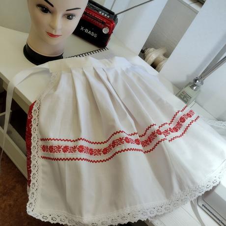 Folk krojík,