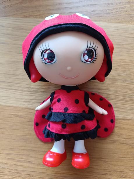 Bábika včielka a lienka, 