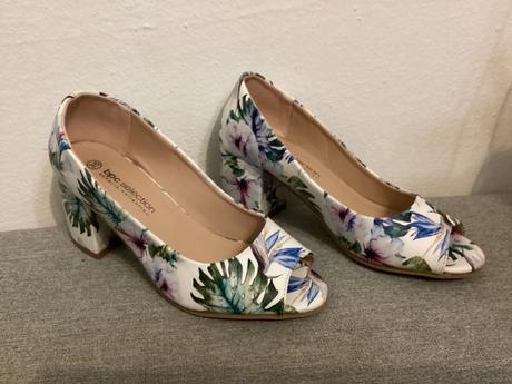 Kvetinkové topánky bonprix, 35