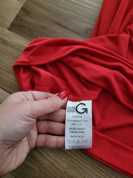 Wal g saty s hlbokym vystrihom, guess,l