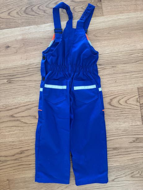 Chlapčenské monterky, 104