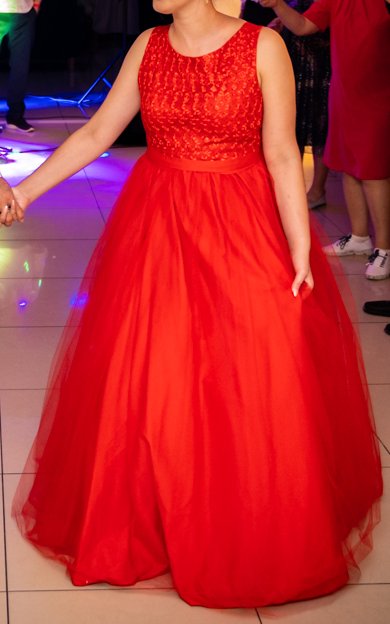 Popolnočné šaty/ plesové šaty, m