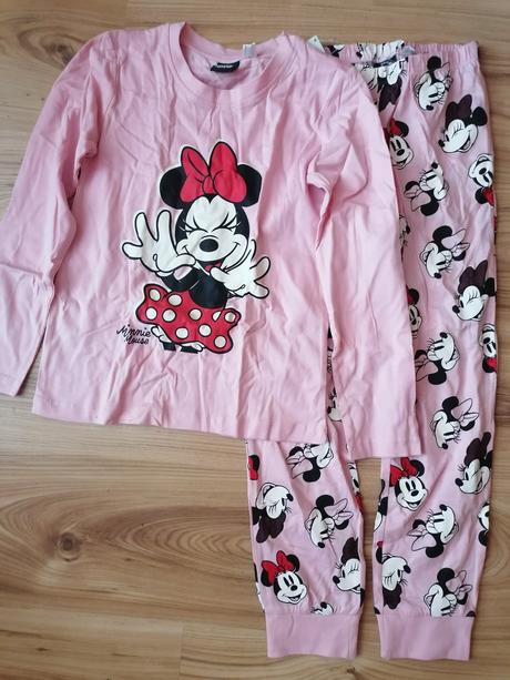 Pyžamko, disney,122 / 128