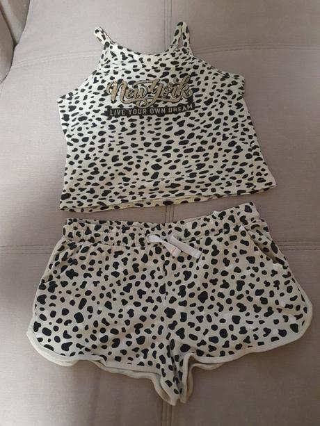 Predám komplet kraťase + crop tričko veľ. 146/152, 146