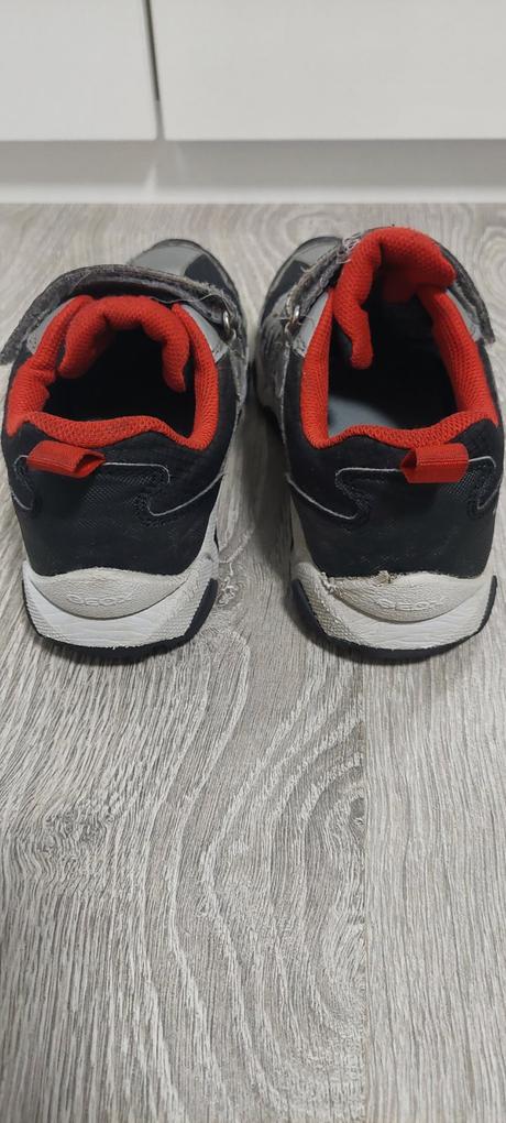 Tenisky zachovalé, geox,35