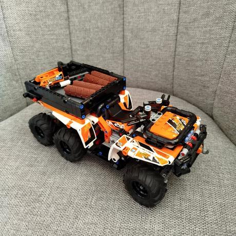 Lego technik 42139 - terénne vozidlo,