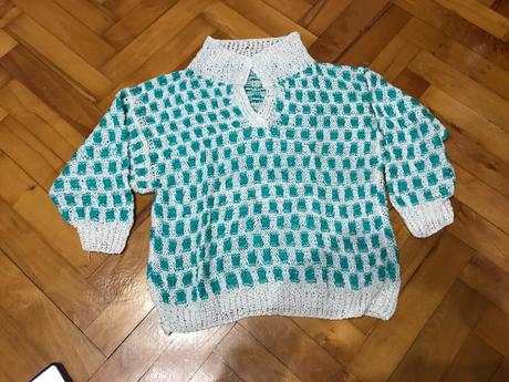 Retro sveter - háčkovaný, l