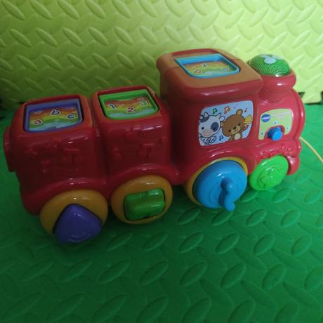 Spieva ťahaci vlak vtech anglický, 