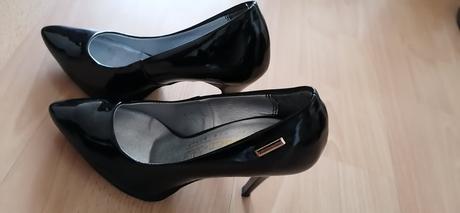 Krásne lodičky, 37