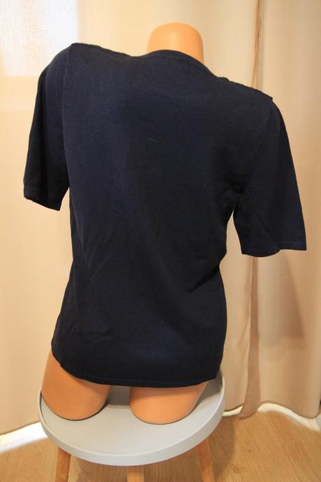 Tmavo modrý top, peret hahn, l