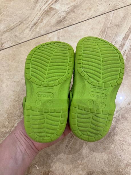 Crocs 6-7, crocs,24