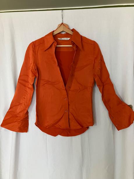 Y2k oranžová lesklá blúzka zara  romcom / carr, zara,xs