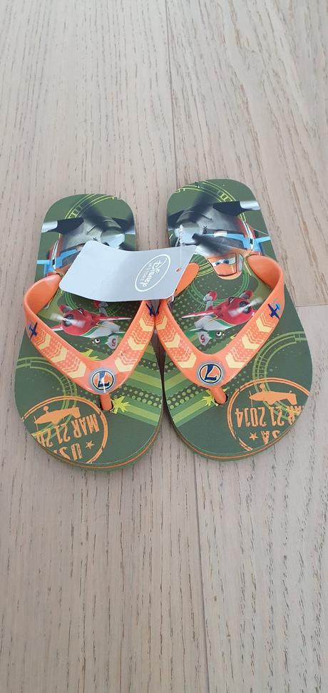 Disney lietadlá šľapky 24-26, disney,24 / 25 / 26