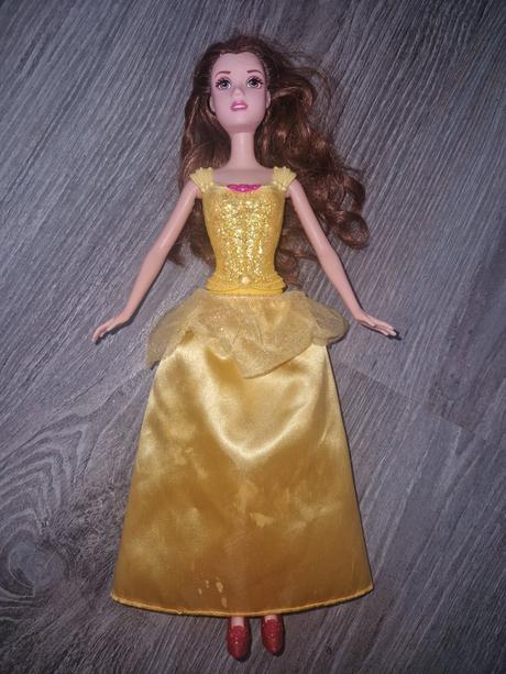 Bábika belle disney,