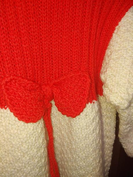 Dlhý dievčenský svetrík, 122