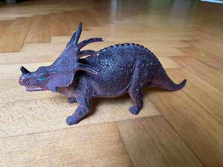 Dinosaurus styracosaurus, 