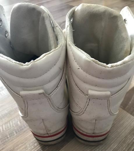 Koženkové tenisky na platforme darujem k nákupu, 39