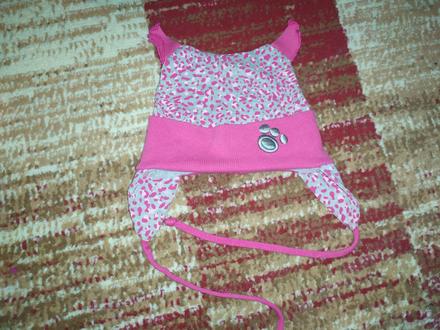 Dievčenská čiapka, 74