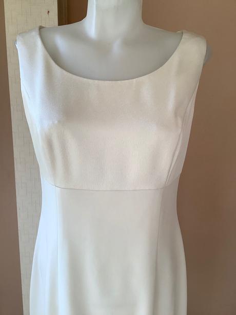 Krásne šaty vera mont, 40