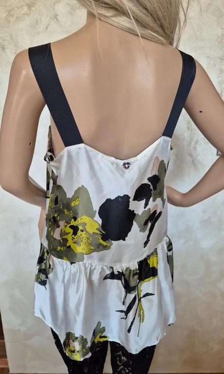 Twinset top, twinset,m