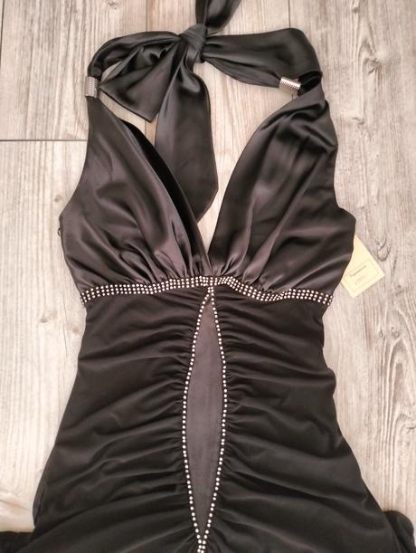 Spoločenské šaty, 38