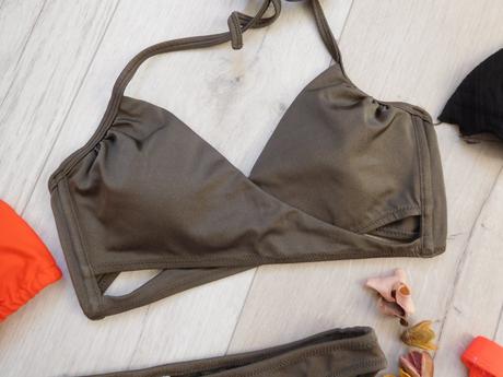 Plavky vo vacerých kombináciach, 36  75b, 36