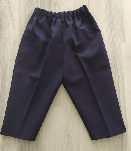 Sviatočné nohavice, 86