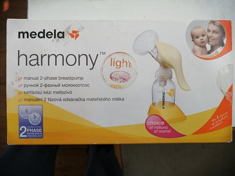 Manualna odsavacka mlieka medela harmony, 
