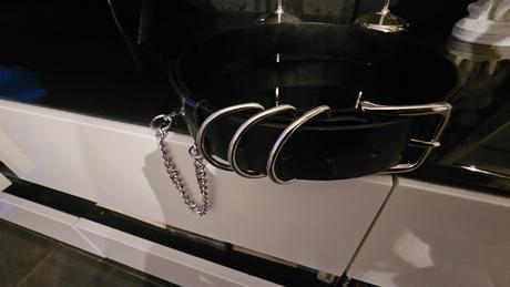 Rock opasok s reťazou, bershka