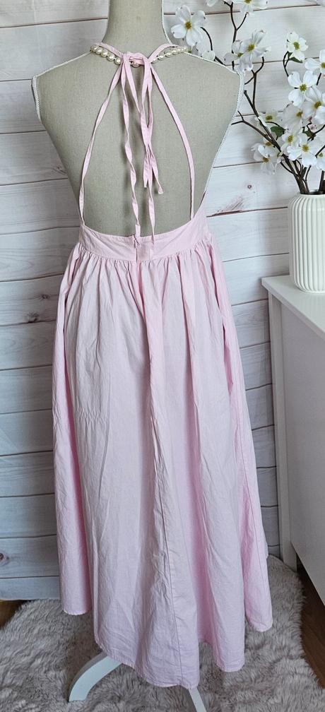 Krásne ružové šaty, m