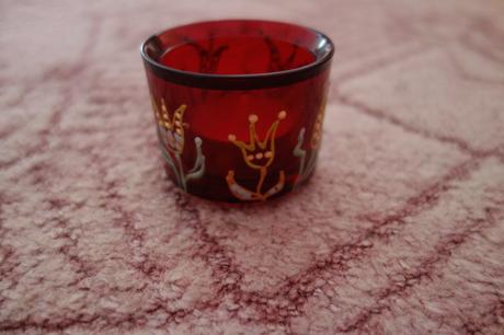 Svietnik na čajovú sviečku červený, 