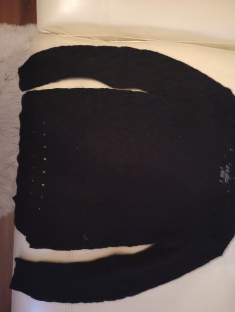 Ponúkam pulovrík, gate,s