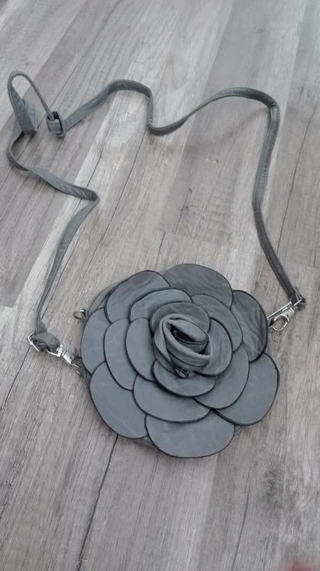 Dievčenská taška, 