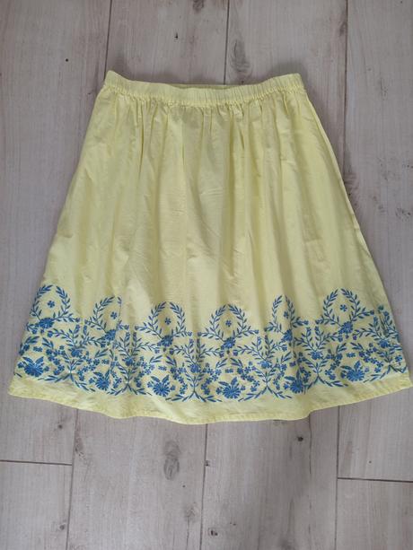 Vyšívanå sukňa, tcm,m