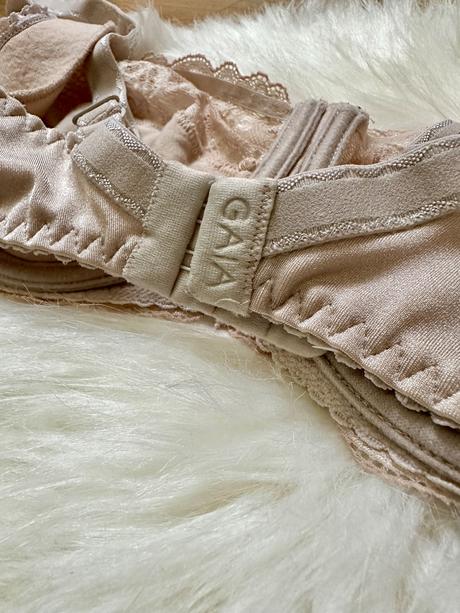 Kojenecká podprsenka, 75,b